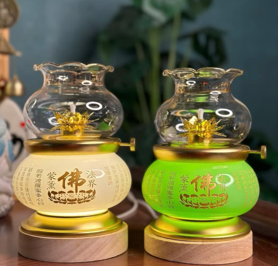 Cặp Đèn Dầu In Họa Tiết Bát Nhã Tâm Kinh.png
